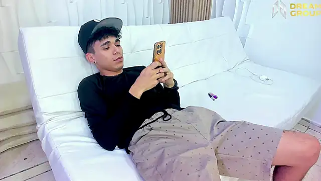 AmazingPartys online show from 02/20/26, 02:41