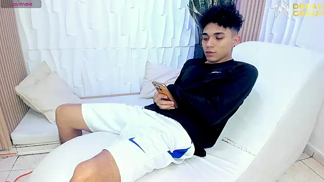 AmazingPartys online show from 03/02/26, 02:56