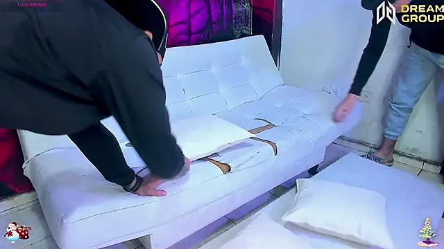 AmazingPartys online show from 12/21/25, 03:57