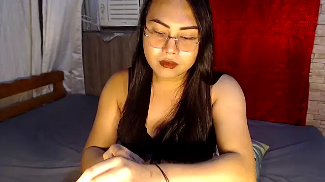 Cumshooterqueen online show from 12/17/25, 02:00