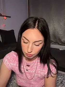 Snapshot of Estherjizz chatting on 12/12/24, 07:15 Estherjizz online show from 12/12/24, 07:15