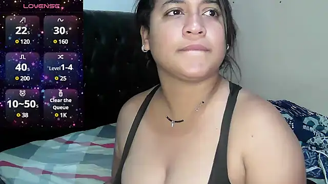 Snapshot of Crazylovee_hot chatting on 03/17/25, 07:37 Crazylovee hot online show from 03/17/25, 07:37