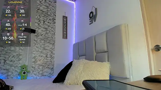 CRAZYBOYLOVE online show from 10/11/25, 02:29