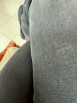 Snapshot of Wet-Pussycat chatting on 02/20/26, 12:18 Wet-Pussycat online show from 02/20/26, 12:18