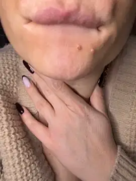 Snapshot of Wet-Pussycat chatting on 02/04/26, 10:27 Wet-Pussycat online show from 02/04/26, 10:27