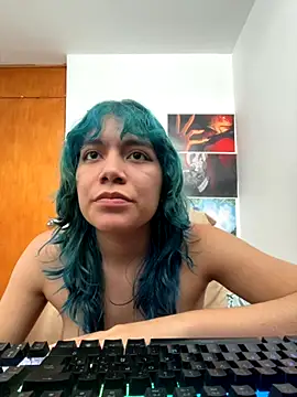 VaioletUwU online show from 10/03/25, 01:01