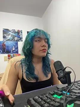 VaioletUwU online show from 10/04/25, 03:19