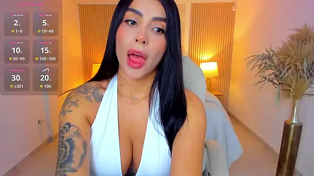 Sarah Stone  online show from 02/16/26, 08:29