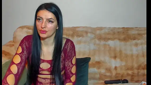 GlamourousKassy online show from 12/16/25, 08:35