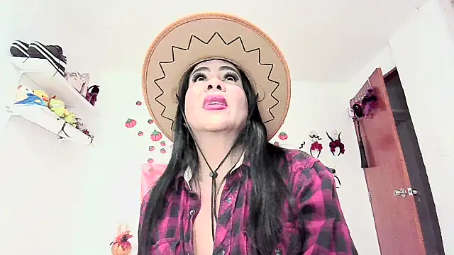 pink chicaxxx online show from 10/09/25, 05:35