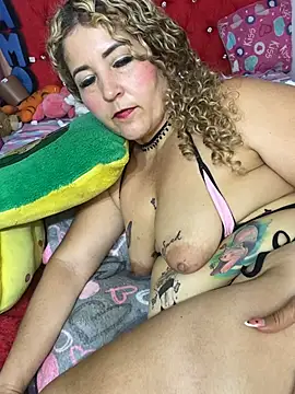 camile milf online show from 02/25/26, 04:07