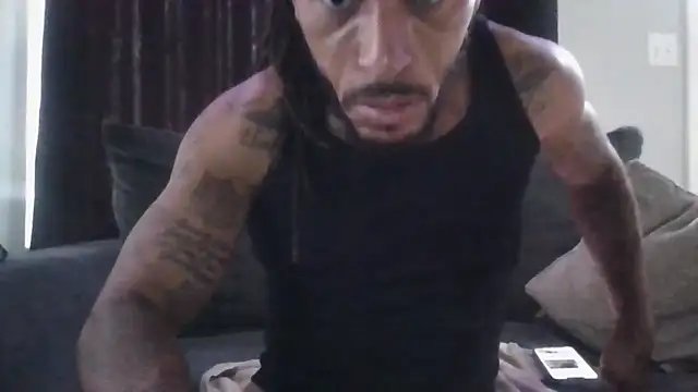 Snapshot of BigWayneBabyXXX chatting on 10/06/25, 05:35 BigWayneBabyXXX online show from 10/06/25, 05:35