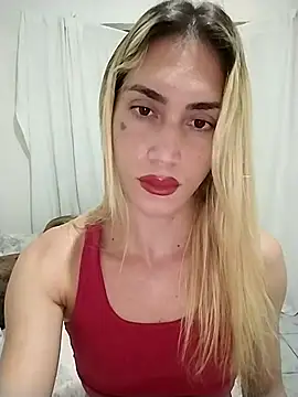 Snapshot of Ellenurach chatting on 12/16/25, 11:53 Ellenurach online show from 12/16/25, 11:53