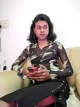 Snapshot of Nisha555 chatting on 11/11/25, 05:08 Nisha555 online show from 11/11/25, 05:08