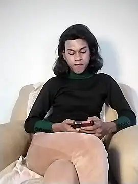 Snapshot of Nisha555 chatting on 11/07/25, 04:44 Nisha555 online show from 11/07/25, 04:44