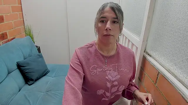 Snapshot of Penelope47 chatting on 05/07/26, 07:17 Penelope47 online show from 05/07/26, 07:17