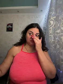 littleRikka online show from 01/15/25, 08:16