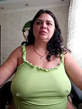 littleRikka online show from 09/09/25, 06:56