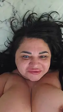 Snapshot of littleRikka chatting on 03/10/26, 08:29 littleRikka online show from 03/10/26, 08:29