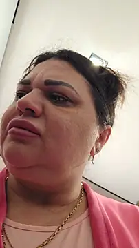 Snapshot of littleRikka chatting on 04/12/26, 07:55 littleRikka online show from 04/12/26, 07:55