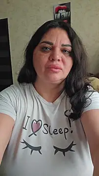 Snapshot of littleRikka chatting on 03/31/26, 10:06 littleRikka online show from 03/31/26, 10:06