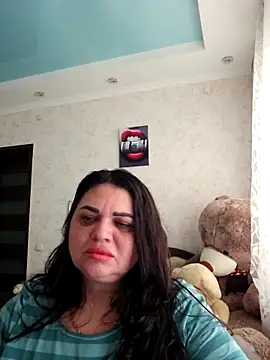 Snapshot of littleRikka chatting on 03/21/26, 08:19 littleRikka online show from 03/21/26, 08:19