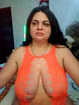 Snapshot of littleRikka chatting on 03/17/26, 06:55 littleRikka online show from 03/17/26, 06:55