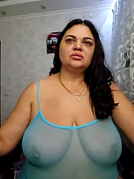 littleRikka online show from 10/14/25, 05:46