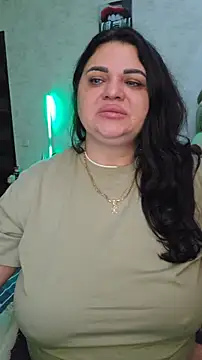 Snapshot of littleRikka chatting on 04/01/26, 06:05 littleRikka online show from 04/01/26, 06:05