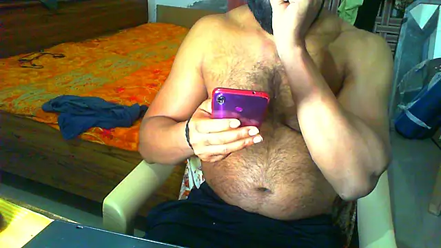 Snapshot of Vbestshow chatting on 03/25/26, 11:31 Vbestshow online show from 03/25/26, 11:31