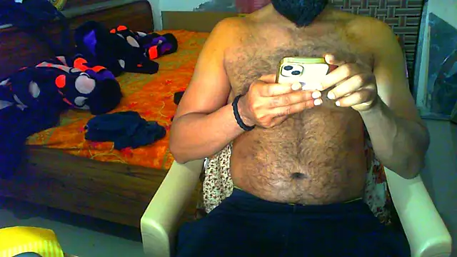 Snapshot of Vbestshow chatting on 03/02/26, 11:44 Vbestshow online show from 03/02/26, 11:44