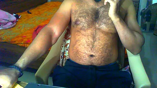 Snapshot of Vbestshow chatting on 03/09/26, 12:20 Vbestshow online show from 03/09/26, 12:20