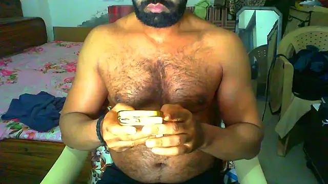 Snapshot of Vbestshow chatting on 04/10/26, 12:01 Vbestshow online show from 04/10/26, 12:01