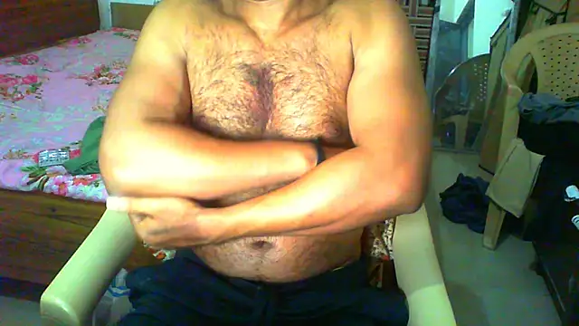 Snapshot of Vbestshow chatting on 03/31/26, 05:59 Vbestshow online show from 03/31/26, 05:59