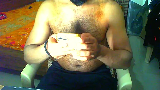 Snapshot of Vbestshow chatting on 03/06/26, 12:22 Vbestshow online show from 03/06/26, 12:22