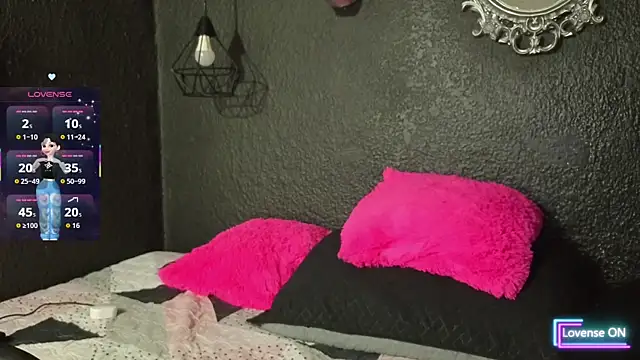 dulce lf online show from 10/24/25, 05:17