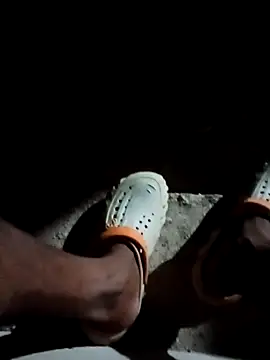 Bengali BULL1 online show from 09/28/25, 11:44