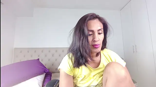 ms freyax online show from 07/09/26, 05:08