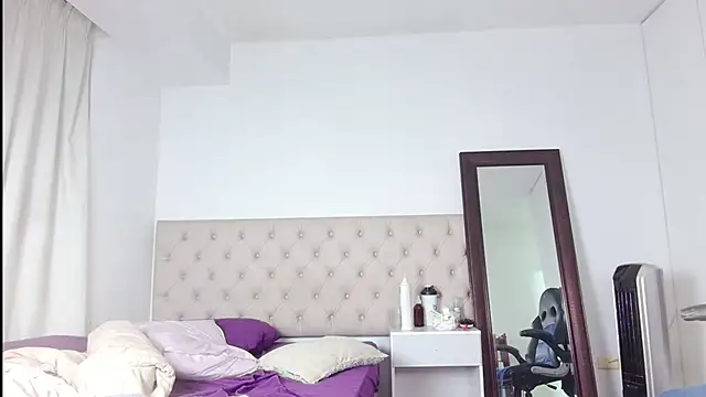 ms freyax online show from 07/12/26, 04:02