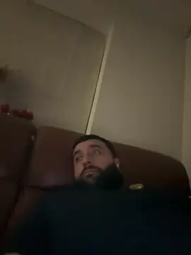 Snapshot of mk_09 chatting on 11/29/25, 01:17 mk 09 online show from 11/29/25, 01:17