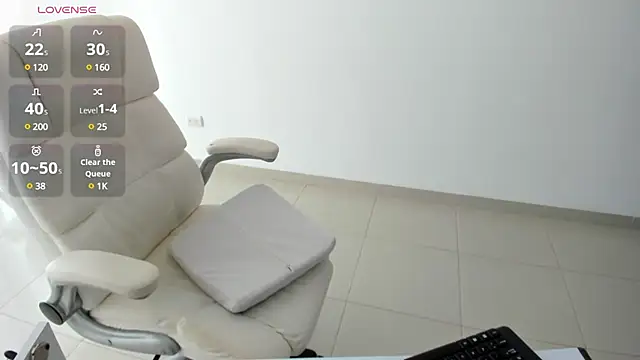 renata t  online show from 02/18/25, 01:22
