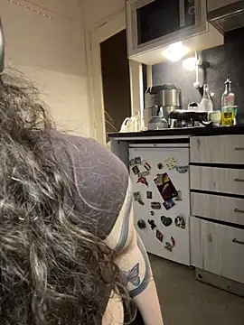 ladyturtle online show from 03/28/26, 12:22