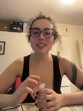 ladyturtle online show from 05/27/26, 01:29