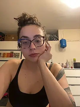 ladyturtle online show from 05/29/26, 09:10