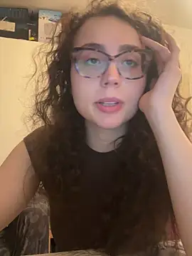 ladyturtle online show from 04/30/26, 08:38