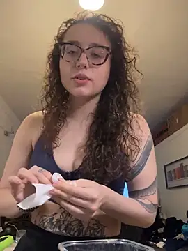 ladyturtle online show from 03/25/26, 03:33