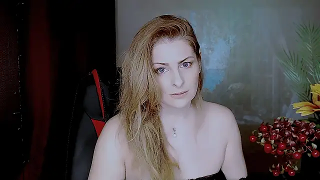 Eleonores online show from 03/04/26, 05:15