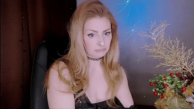 Eleonores online show from 02/26/25, 05:35