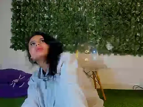 AbbyTaylorr online show from 04/18/26, 02:08