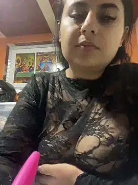 Snapshot of AbbyTaylorr chatting on 07/02/26, 02:12 AbbyTaylorr online show from 07/02/26, 02:12